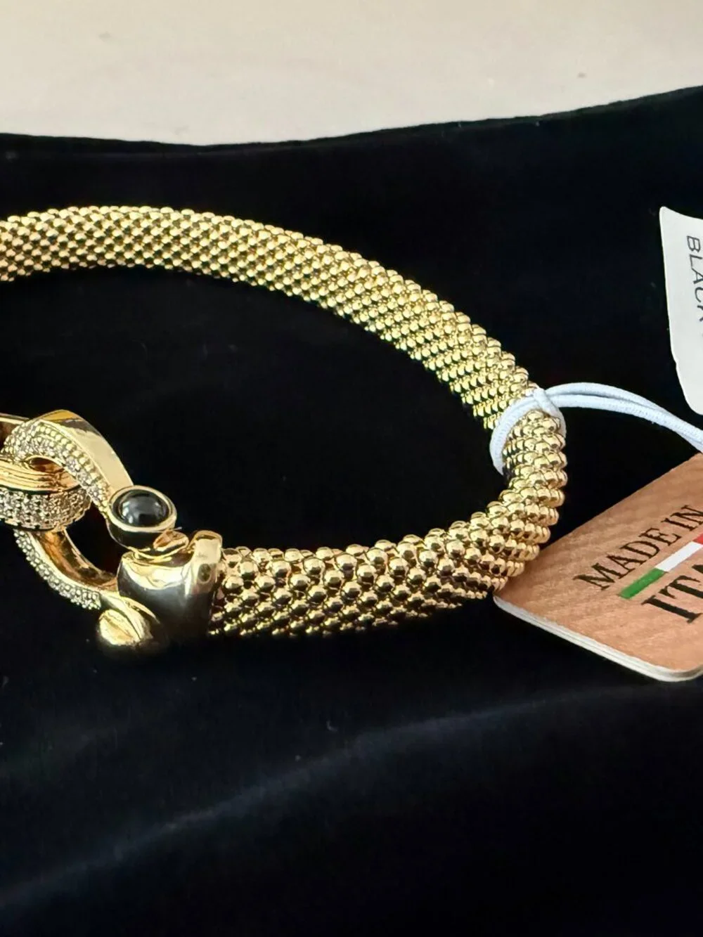 NWT Mia Fiore 18K Gold Plated Bronze horseshoe clasp with black spinel Bracelet